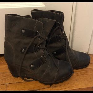 Sorel Joan of Arctic Wedge Booties - Brown 7.5
